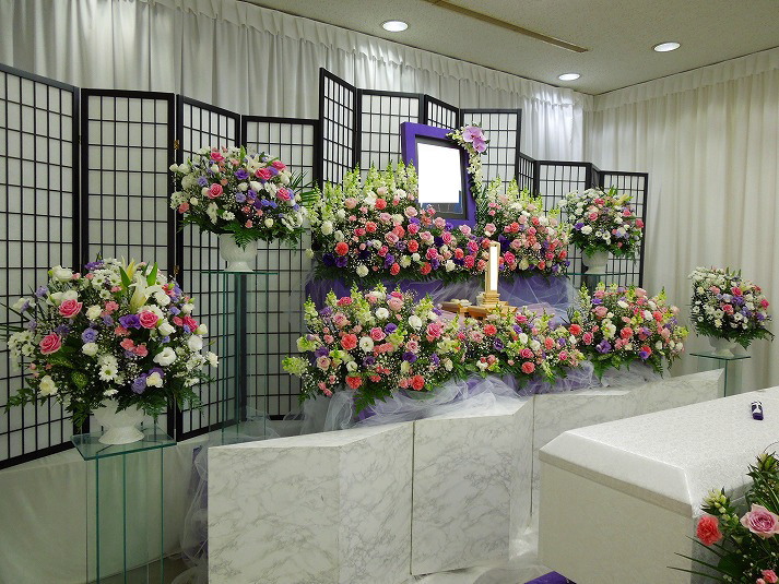 一般葬プラン祭壇