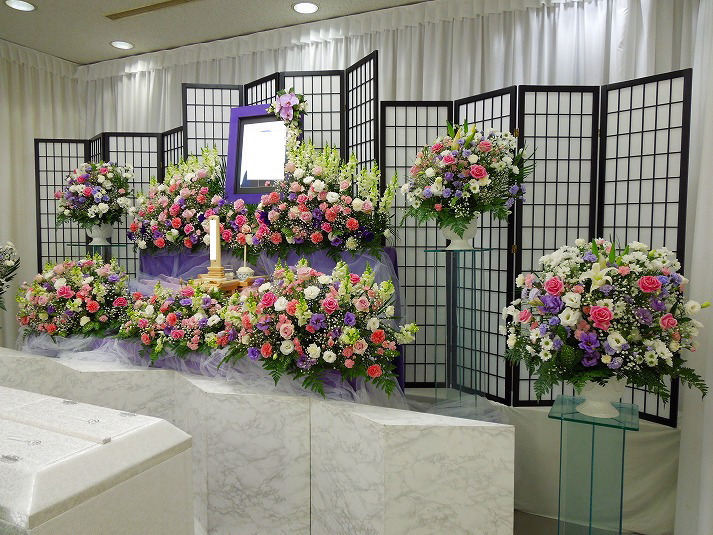 一般葬プラン祭壇