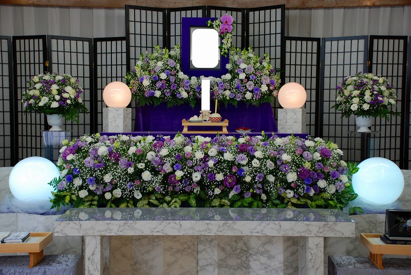 1日葬プラン祭壇