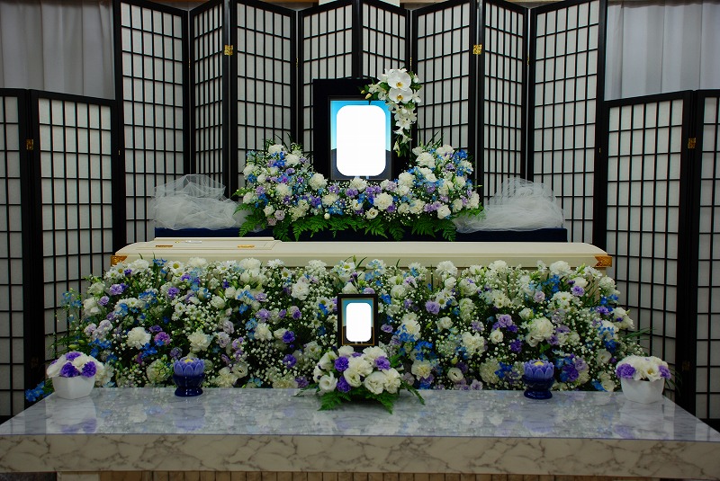1日葬プラン祭壇